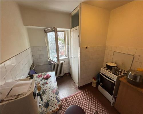 Apartament 2 camere decomandat, zona centrala – Strada Babadag