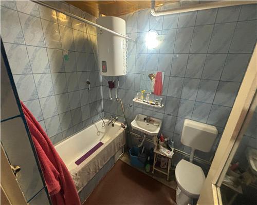 Apartament 2 camere decomandat, zona centrala – Strada Babadag