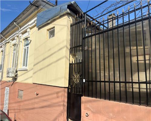 Casa ultracentrala Tulcea | 3 camere | Centrala pe gaz
