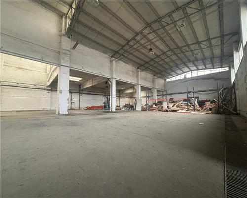 Hale industriale de �nchiriat �n zona Gelco � 400-850 mp, acces facil