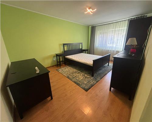Apartament 2 camere, parter, mobilat, parcare inclusa