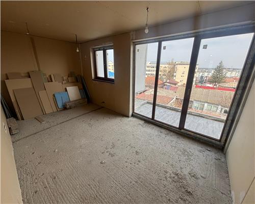 Vila ultracentrala Tulcea, 6 camere, 330 mp utili, teren 719 mp, vedere spectaculoasa