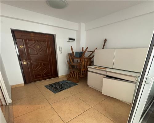 Garsoniera ultracentrala, renovata, 22 mp, parter