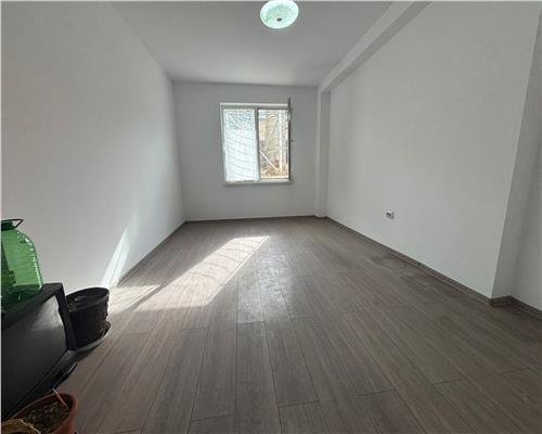 Garsoniera ultracentrala, renovata, 22 mp, parter