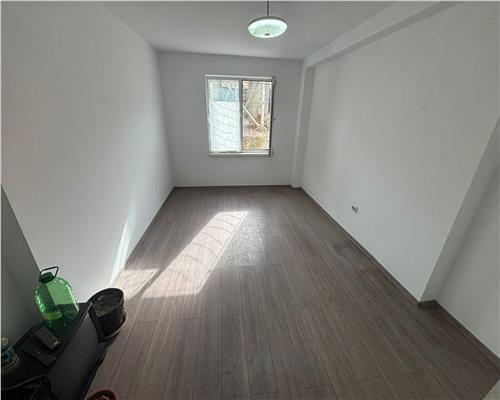 Garsoniera ultracentrala, renovata, 22 mp, parter