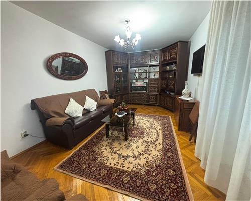 Apartament 3 camere, 89 mp, central, renovat, mobilat, utilat