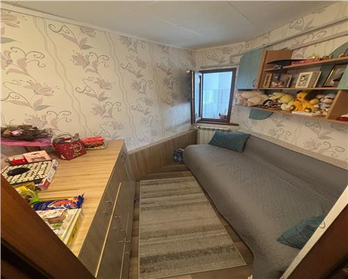 Garsoniera transformata în ap. 2 camere, E3, lânga spital