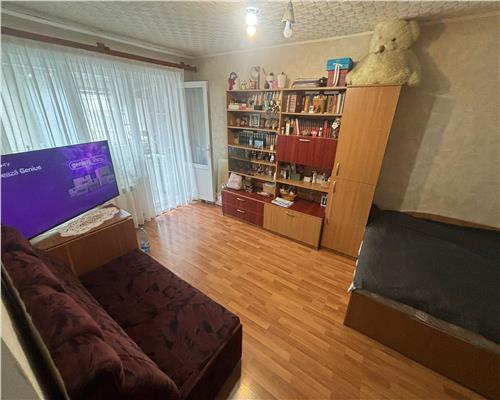 Garsoniera transformata în ap. 2 camere, E3, lânga spital