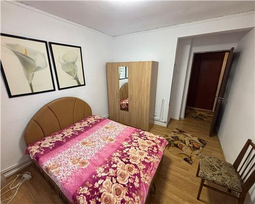 Apartament 2 camere decomandat, Vest, etaj 1, mobilat