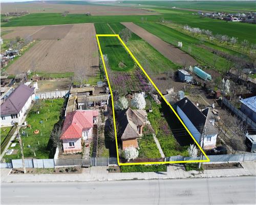 Teren 4.300 mp Frecatei, aproape de Tulcea, utilitati disponibile