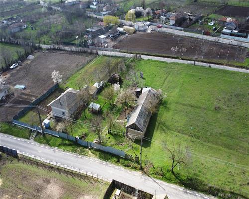 Casa Agighiol cu teren 2113 mp si deschidere la 2 strazi