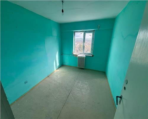 Apartament 3 camere decomandat – Cartier Neptun