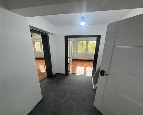 Apartament 3 camere ultracentral, renovat complet, vedere Dunare