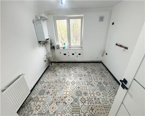 Apartament 3 camere ultracentral, renovat complet, vedere Dunare