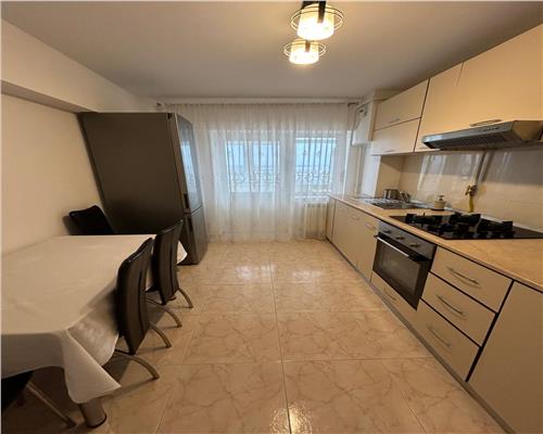 Ap. 3 camere central, mobilat, parcare inclusa, vedere Dunare