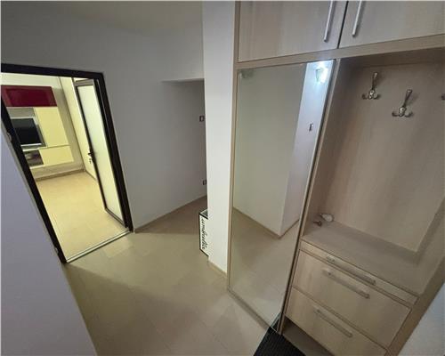 Apartament 2 camere E3, decomandat, renovat, mobilat, parter