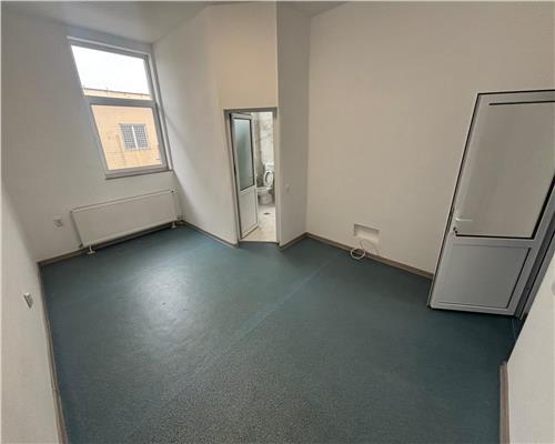 Cazare muncitori 30 persoane, 10 camere, prima închiriere