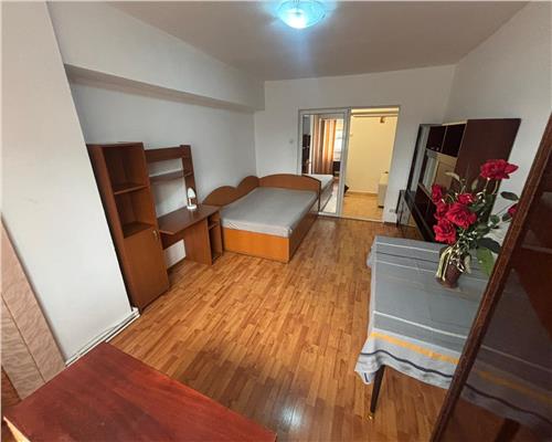 Apartament 2 camere, vedere Lac Ciuperca, zona Pelican