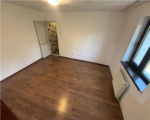 Apartament 2 camere Neptun, etaj 1, 39 mp, ideal investitie