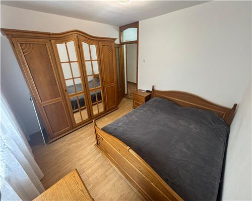 Apartament 3 camere de închiriat, E3, mobilat si utilat