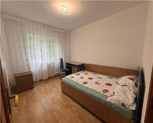 Apartament 3 camere de închiriat, E3, mobilat si utilat