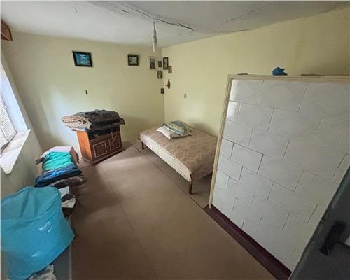 Casa la soseaua principala, teren 1.309 mp in Plopul, Tulcea