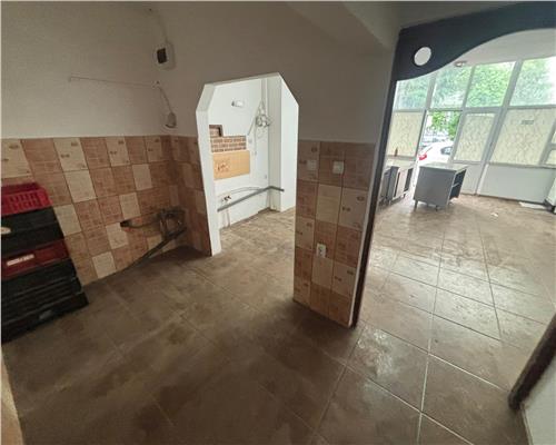 Spatiu comercial / birouri de inchiriat – Zona Vest | 78 mp | Parter