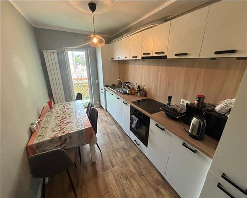 Apartament 3 camere Ultracentral, vedere Piata Civica