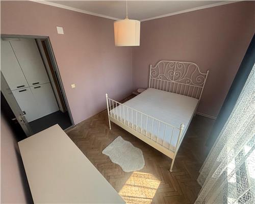 Apartament 3 camere Ultracentral, vedere Piata Civica