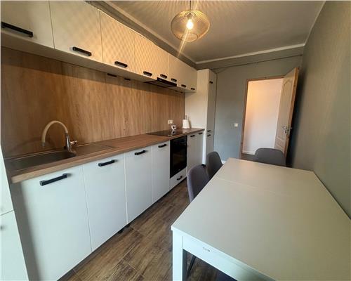 Apartament 3 camere Ultracentral, vedere Piata Civica