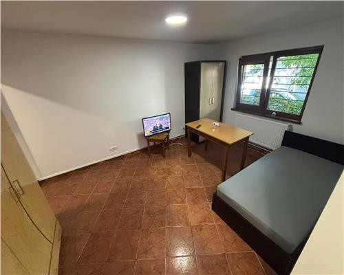 Apartament 2 camere, mobilat, Strada Spitalului, parter
