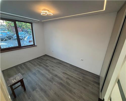 Apartament ultracentral 60 mp, mobilier la alegerea chiriasului