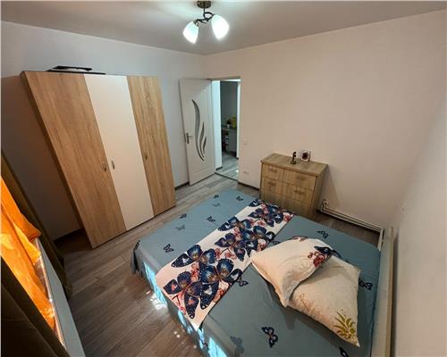 Apartament 3 camere renovat, mobilat si utilat, E3, langa Pompieri
