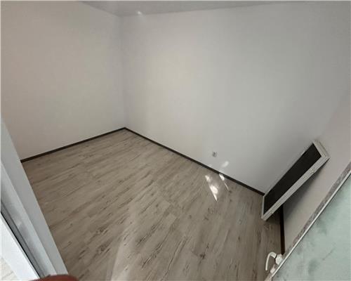 Apartament 2 camere, etaj 2, renovat complet, centrala gaz
