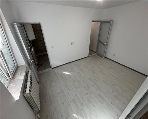Apartament 2 camere, etaj 2, renovat complet, centrala gaz