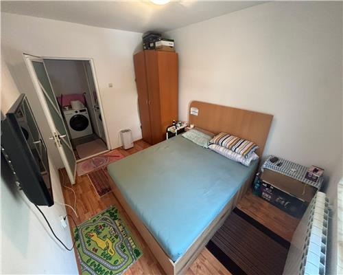 Apartament 2 camere, etaj 1, Vest, mobilat, 47 mp