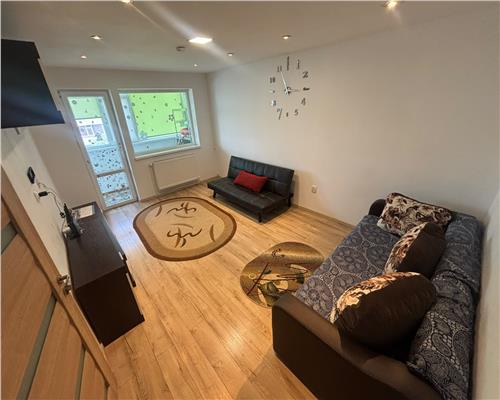 Apartament 2 camere de închiriat – Central, vedere la faleza