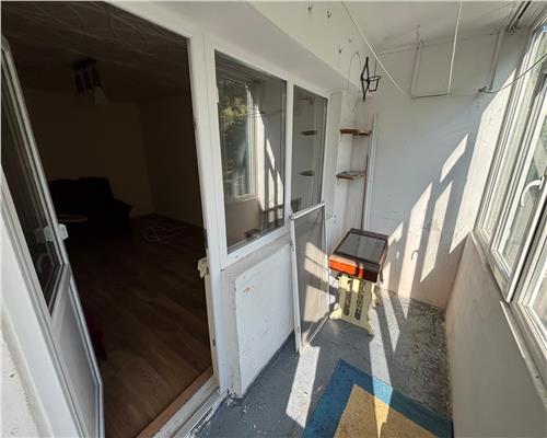 Apartament 3 camere, 66 mp, Vest, Str. Isaccei, 2 bai