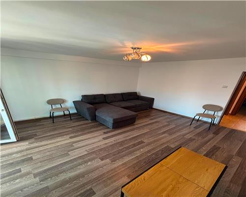 Apartament 2 camere, Central, încalzire pe gaz, mobilat si utilat