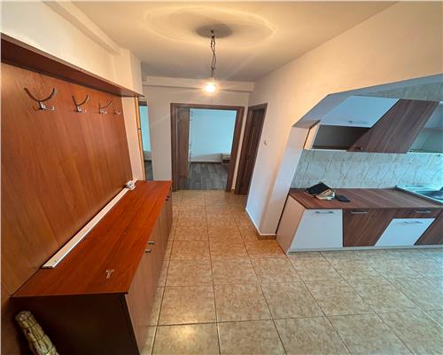 Apartament 2 camere, Central, încalzire pe gaz, mobilat si utilat