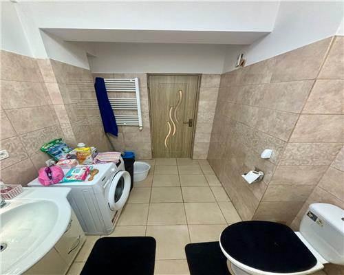 Apartament 2 camere modern, bloc nou ,zona Peco