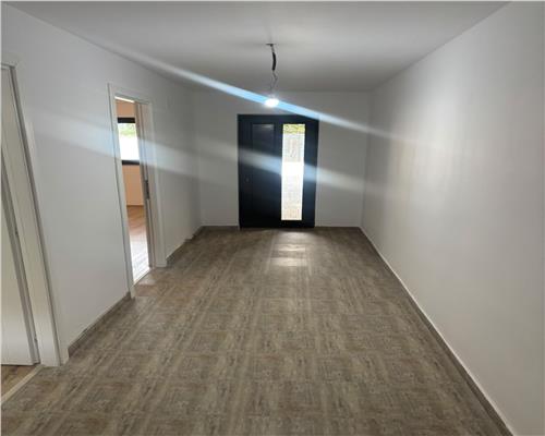 Casa moderna S+P+1 de vanzare, modernizata in 2026