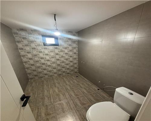 Casa moderna S+P+1 de vanzare, modernizata in 2026