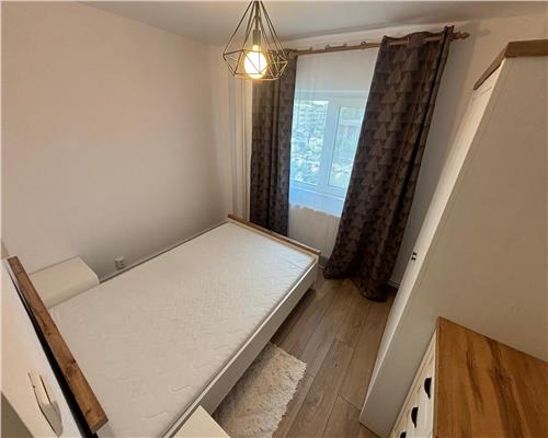 Apartament 2 camere de inchiriat, complet renovat