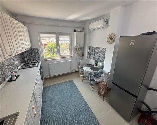 Apartament 2 camere de inchiriat, complet renovat
