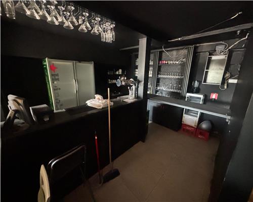Spatiu Comercial cu Terasa si Vad Exceptional