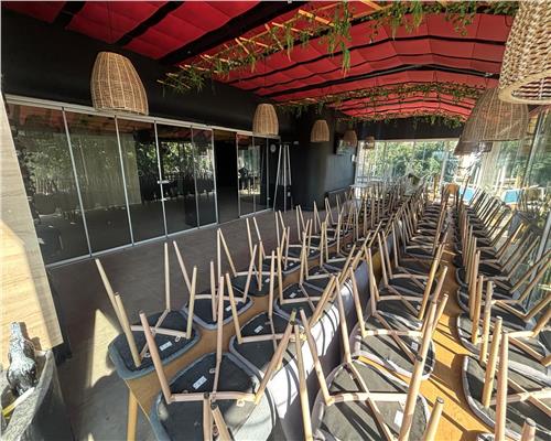Spatiu Comercial cu Terasa si Vad Exceptional