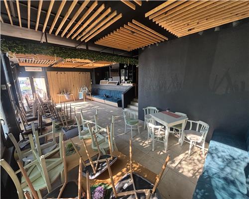 Spatiu Comercial cu Terasa si Vad Exceptional