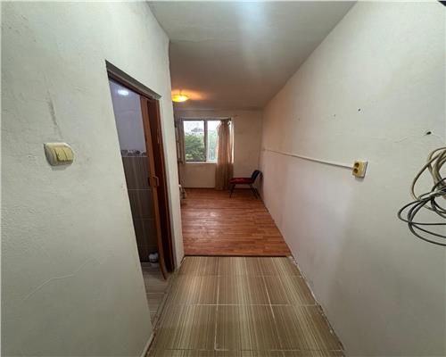 Garsoniera de vanzare Vest