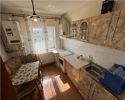 Apartament 3 camere, mobilat, parcare, Str. Babadag